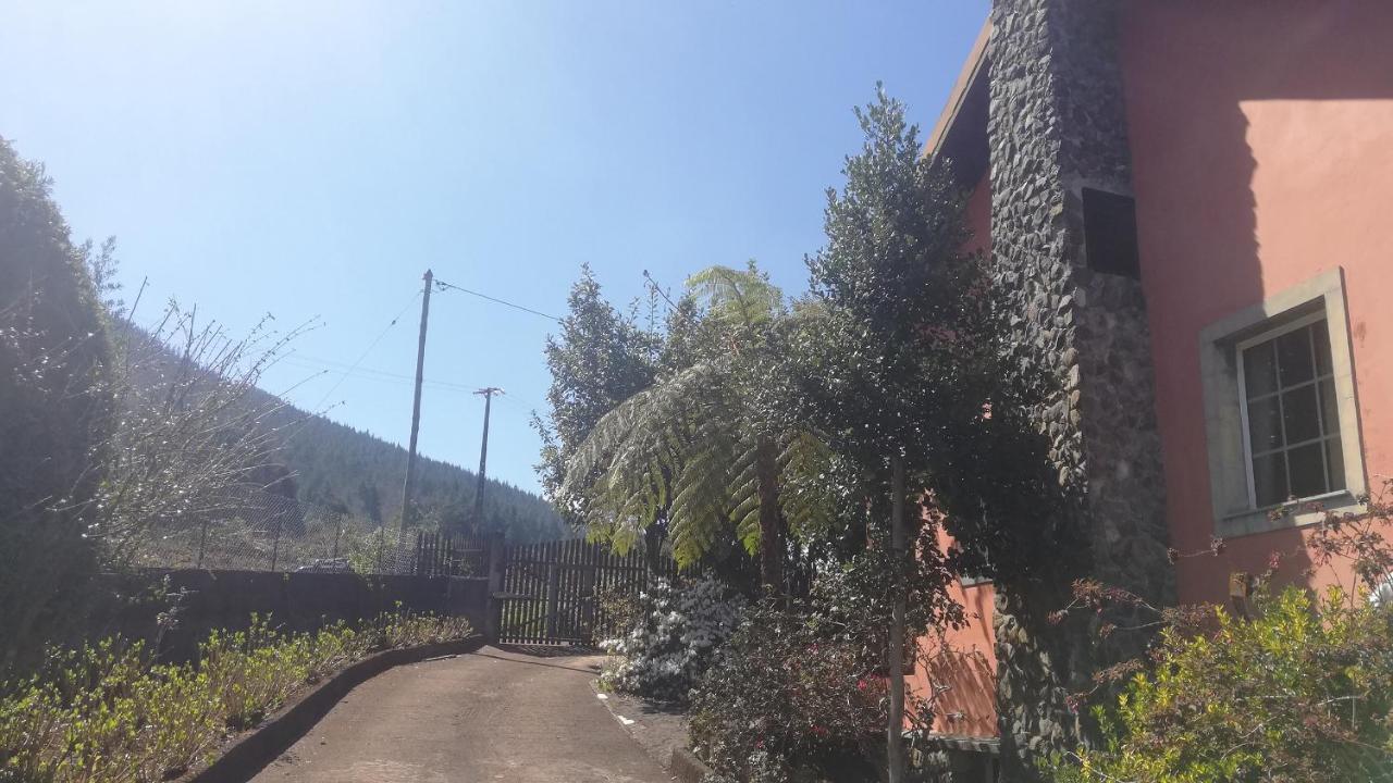 Chalet Pico Das Pedras Santana  Esterno foto